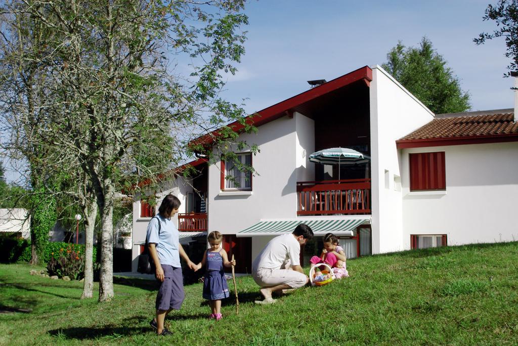 Vvf Residence Pays Basque แซงต์-ฌอง-ปี-เดอ-ปอร์ ภายนอก รูปภาพ