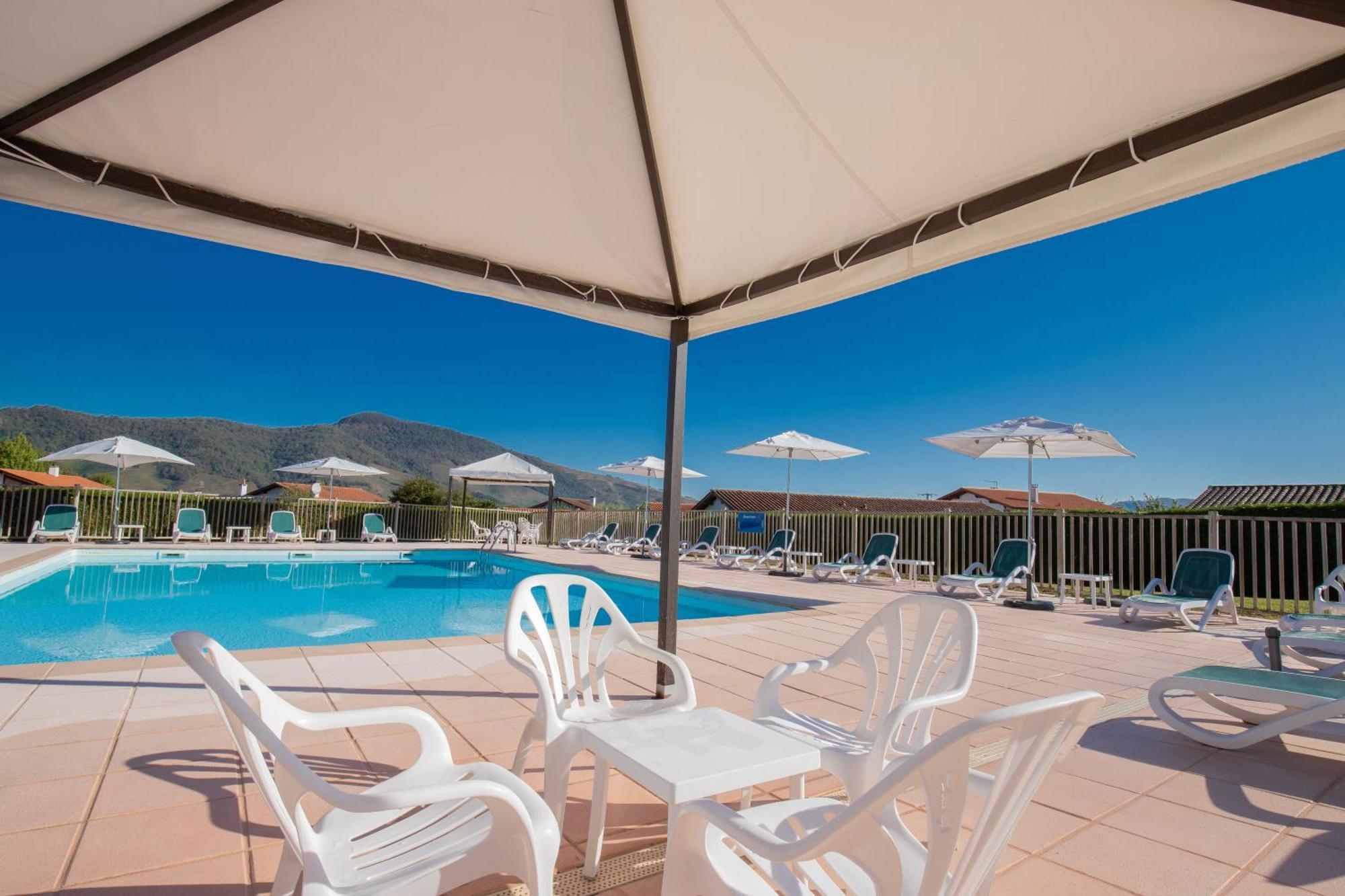 Vvf Residence Pays Basque แซงต์-ฌอง-ปี-เดอ-ปอร์ ภายนอก รูปภาพ