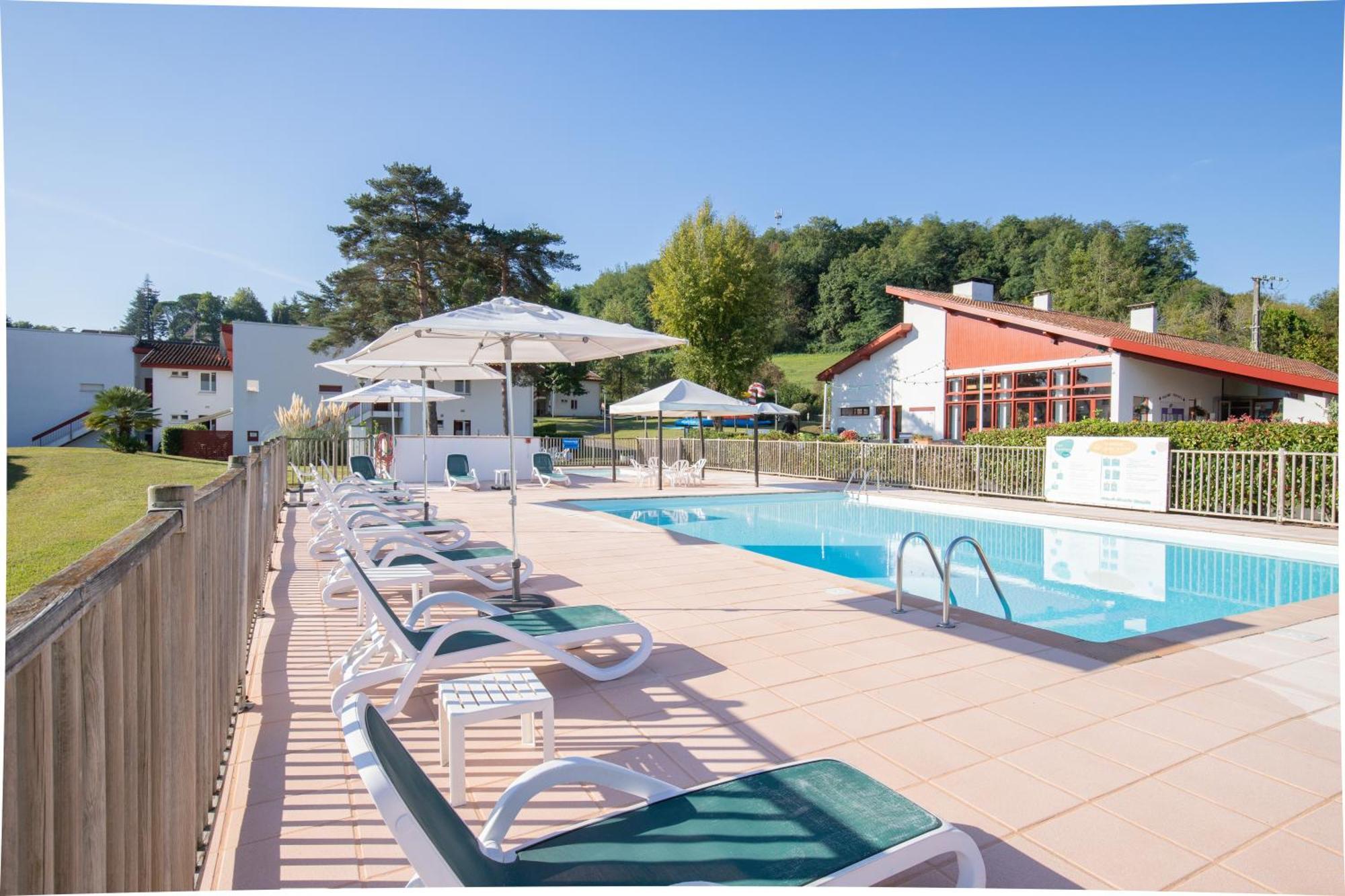 Vvf Residence Pays Basque แซงต์-ฌอง-ปี-เดอ-ปอร์ ภายนอก รูปภาพ