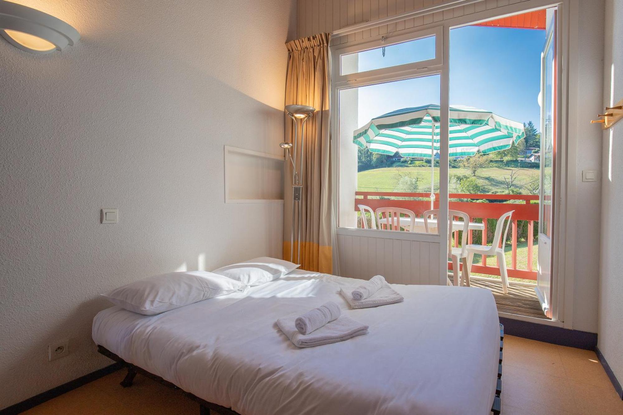 Vvf Residence Pays Basque แซงต์-ฌอง-ปี-เดอ-ปอร์ ภายนอก รูปภาพ