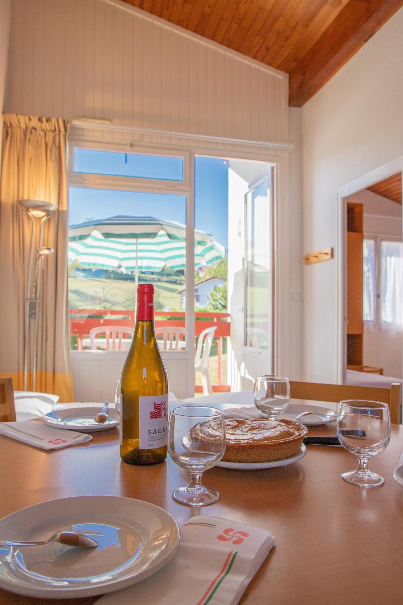 Vvf Residence Pays Basque แซงต์-ฌอง-ปี-เดอ-ปอร์ ภายนอก รูปภาพ