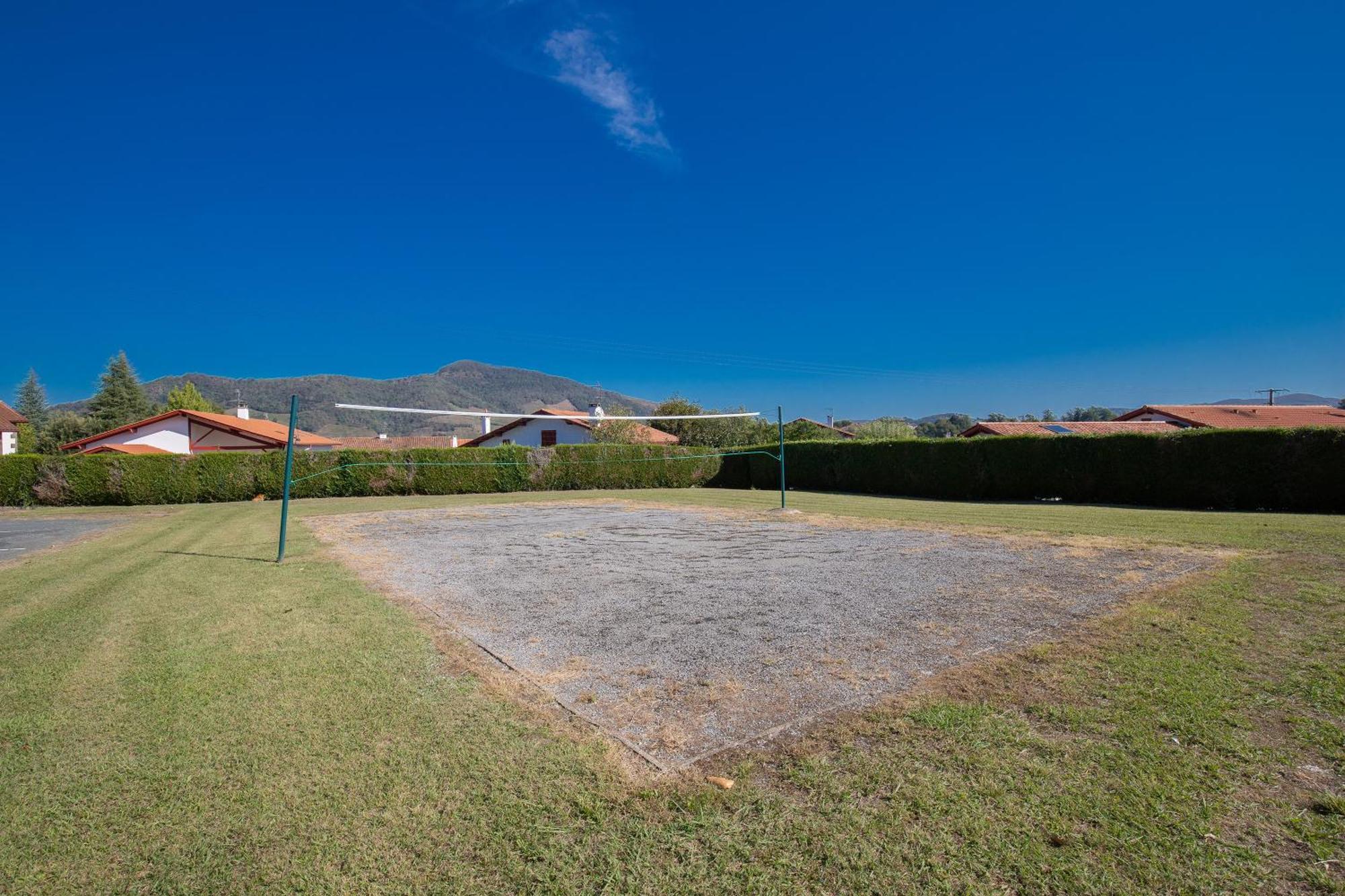 Vvf Residence Pays Basque แซงต์-ฌอง-ปี-เดอ-ปอร์ ภายนอก รูปภาพ